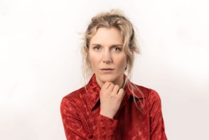 Skratta med Käften Comedy Club presenterar Josefin Sonck