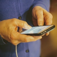 Seniorer surfar – digital delaktighet för äldre