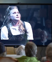 När teatern kom till äldreboendet