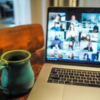 Onlinekurs i svenska – för dig från Ukraina