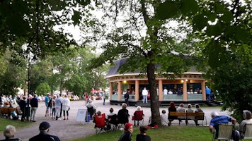 Blåsmusik i Regementsparken
