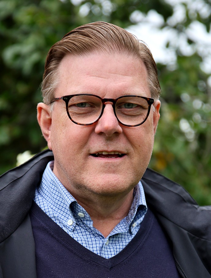 Man kanske skulle prata med någon…