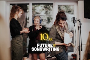 Future Songwriting – 10 år, 15000 röster, beats och berättelser