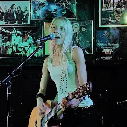 Workshop i låtskrivande med Monica Welander