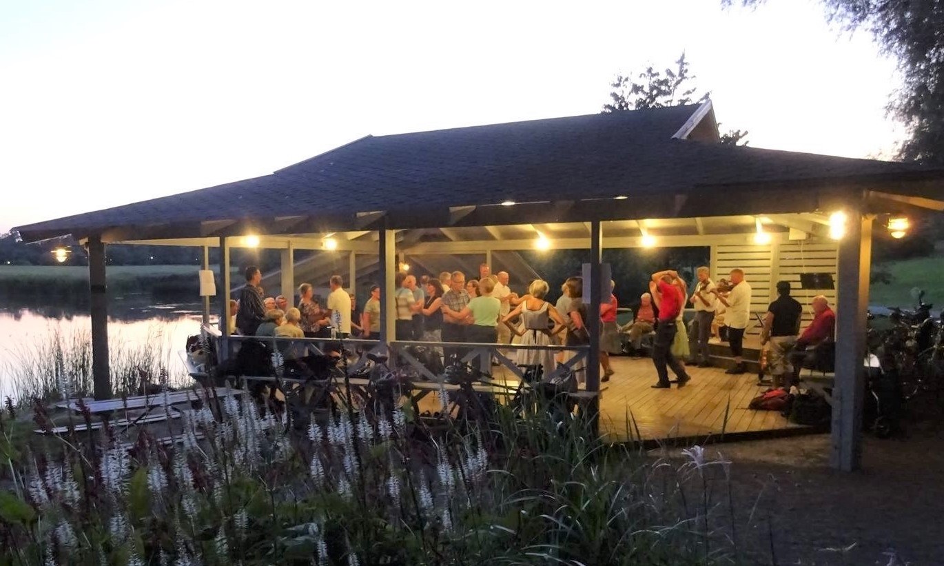 Akademiska folkdanslaget – nybörjarkurs